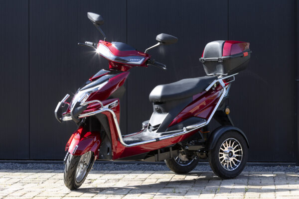 Trimobila Liberta Wine Red